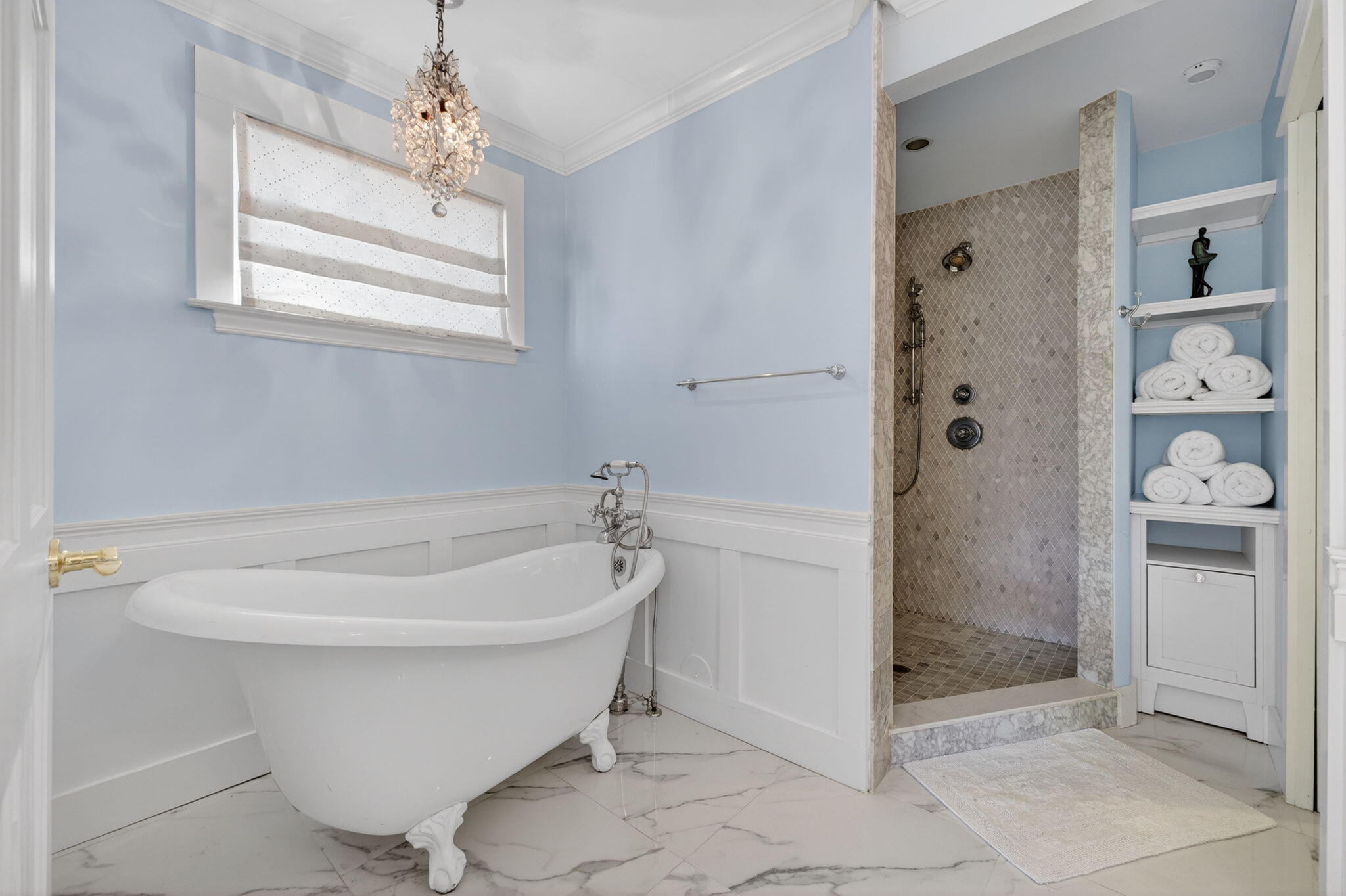 4524 Northeast 22nd Road Fort Lauderdale, FL 33308 - Photo 37 of 63 42-web-or-mls-B699A0256