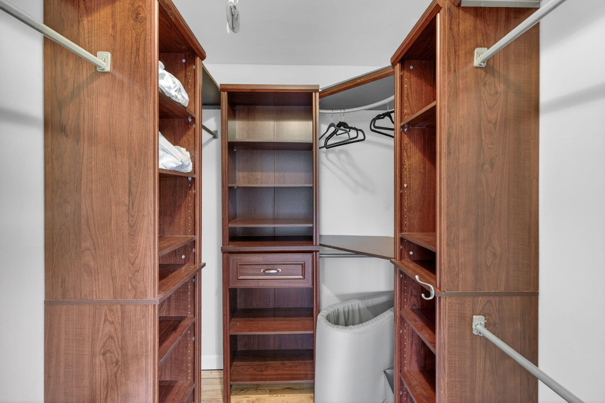 4524 Northeast 22nd Road Fort Lauderdale, FL 33308 - Photo 39 of 63 46-web-or-mls-B699A0302