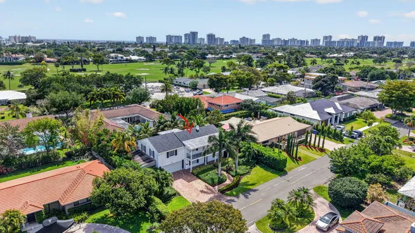 $2,000,000 | 4524 Northeast 22nd Road, Fort Lauderdale, FL 33308