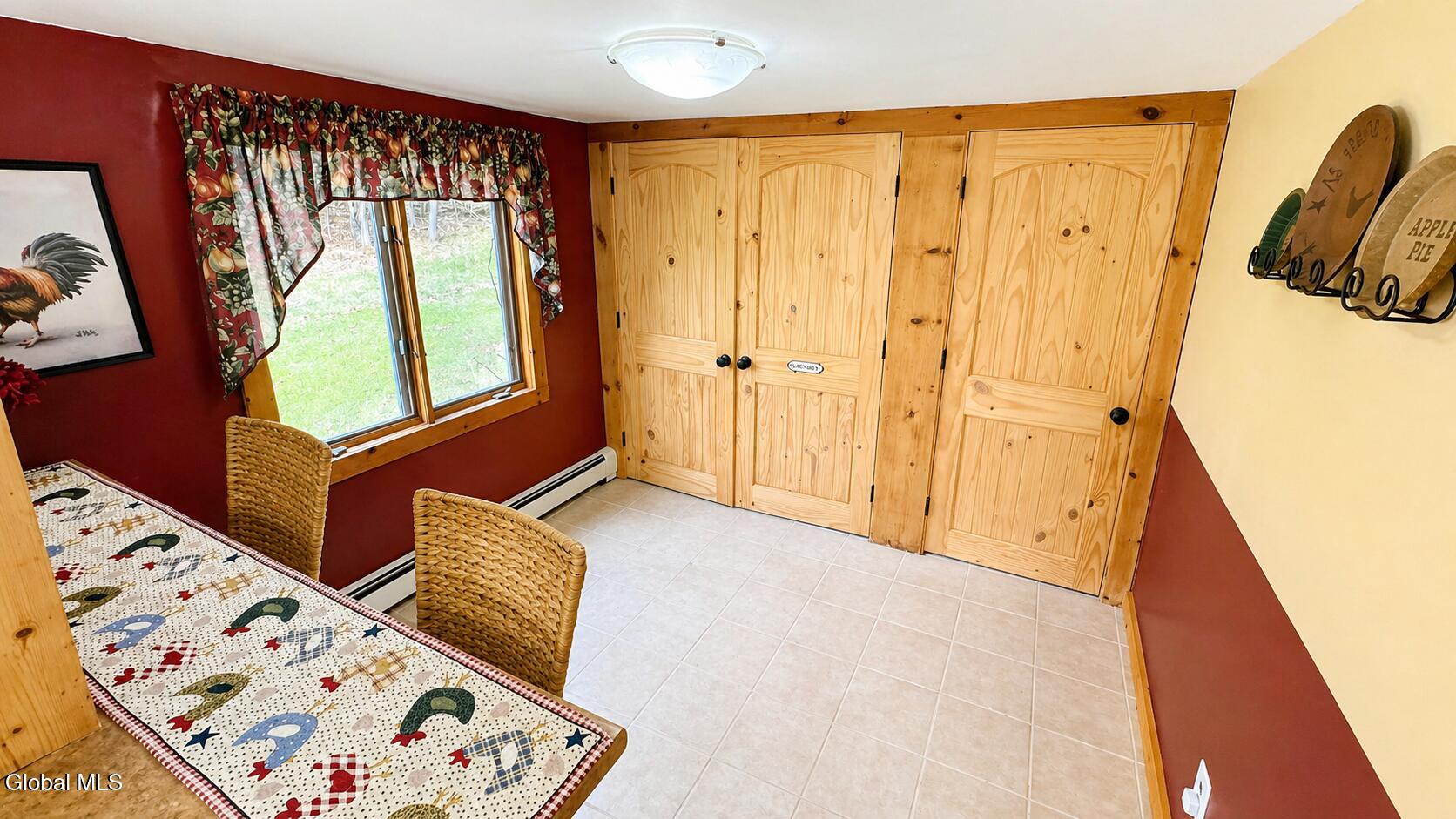 1993 Garnet Lake Road North Johnsburg, NY 12843 - Photo 8 of 44 Breakfast Nook 2