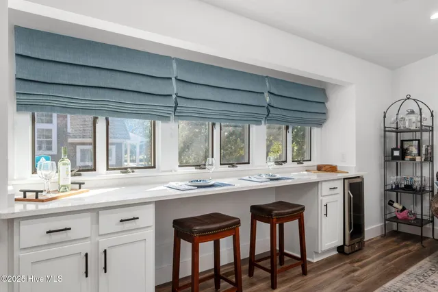 $650,000 | 108 Sound Sea Avenue, Duck, NC 27949