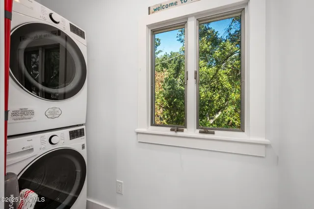 $650,000 | 108 Sound Sea Avenue, Duck, NC 27949