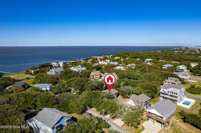 $650,000 | 108 Sound Sea Avenue, Duck, NC 27949