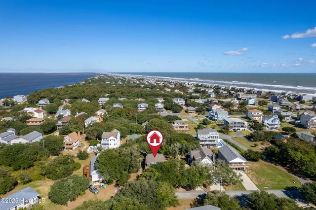 $650,000 | 108 Sound Sea Avenue, Duck, NC 27949