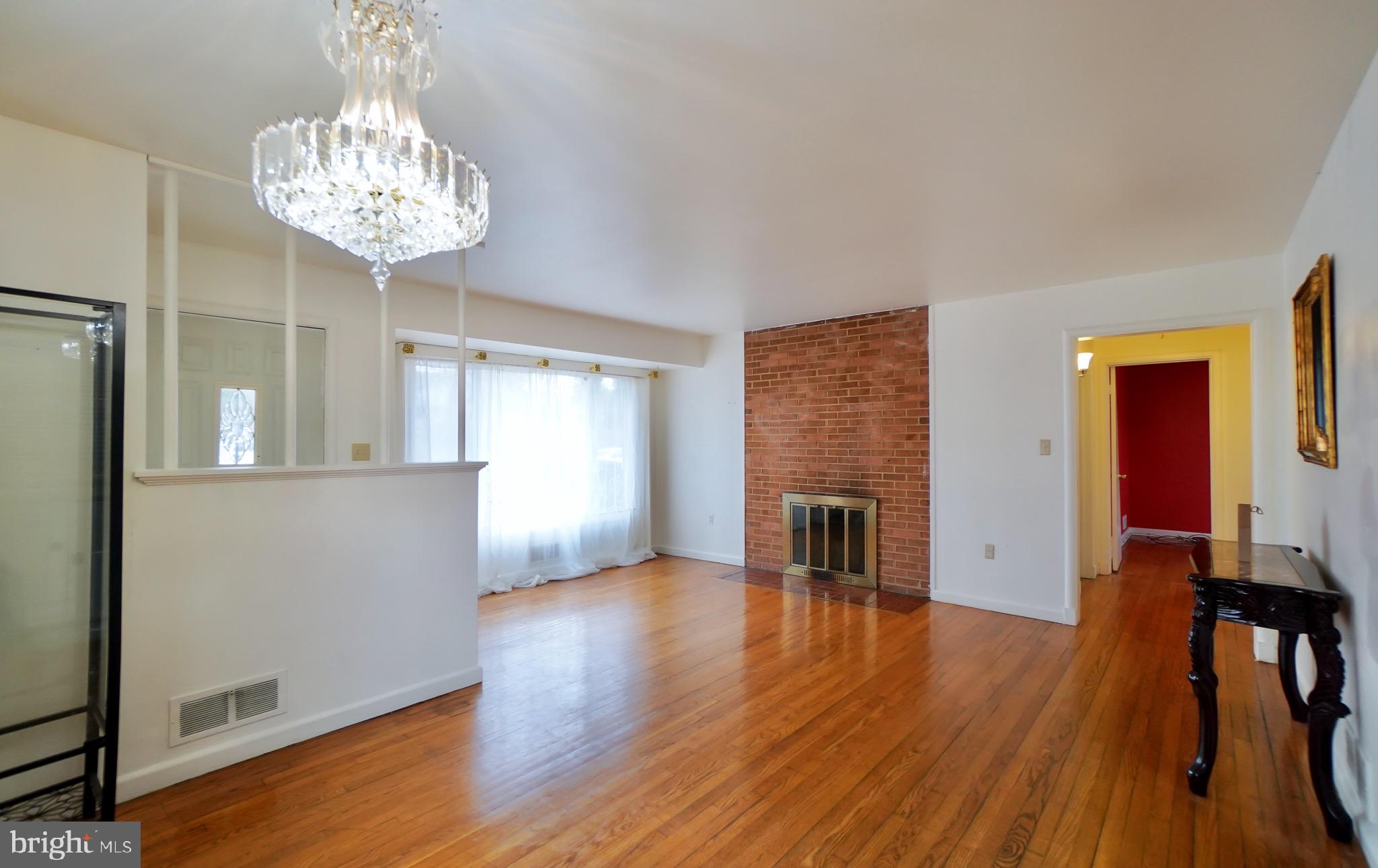 3510 Decatur Avenue Kensington, MD 20895 - Photo 3 of 39 Gallery Image 3