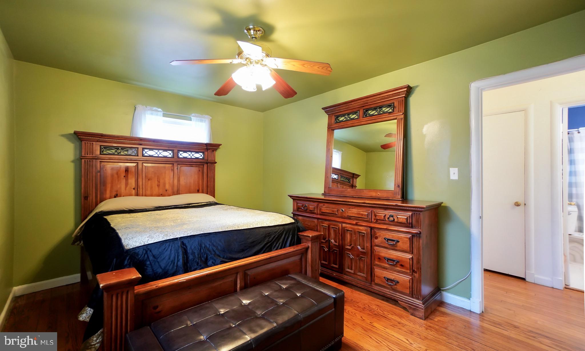 3510 Decatur Avenue Kensington, MD 20895 - Photo 8 of 39 Gallery Image 8