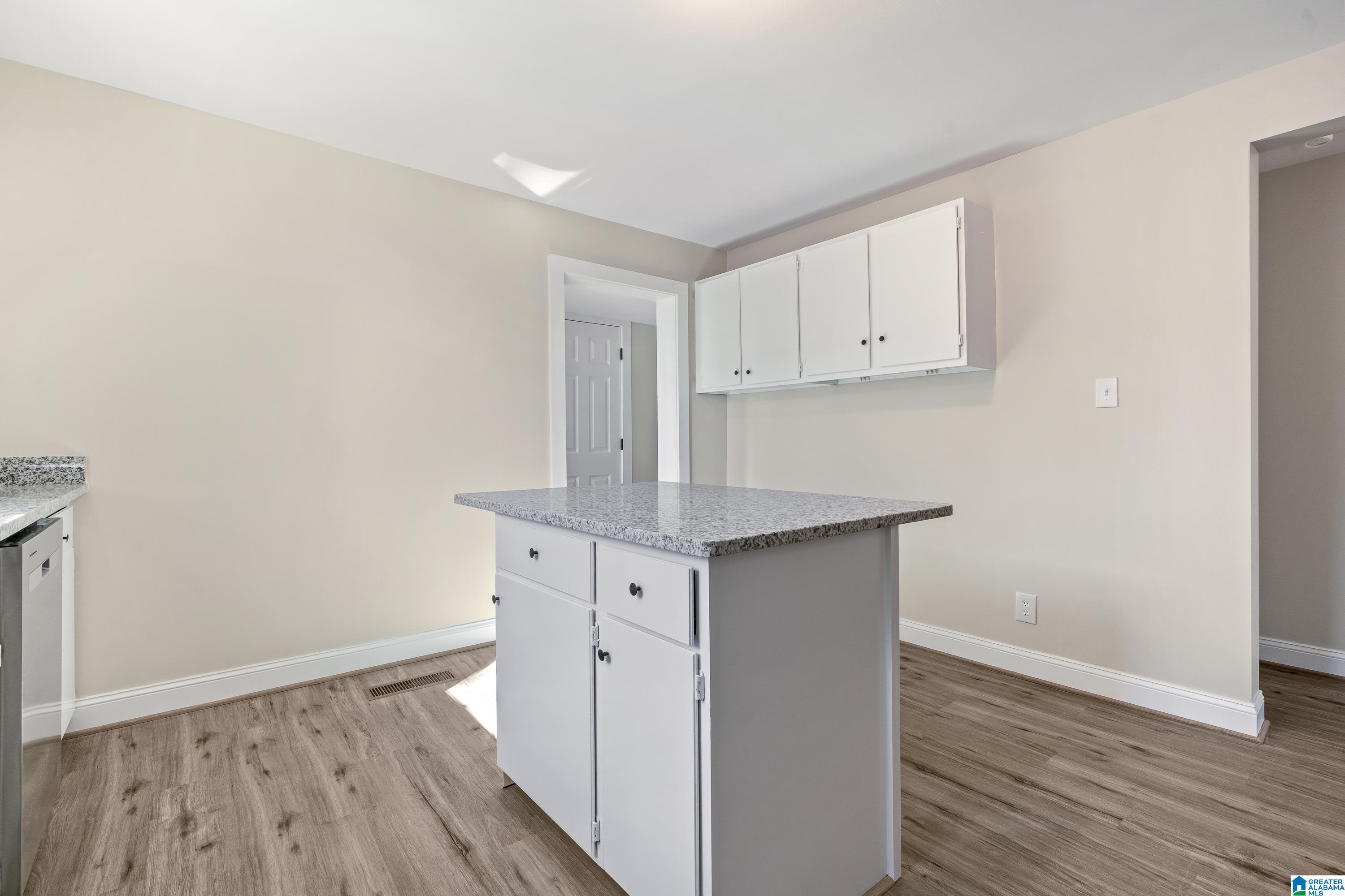1216 6th Street Leeds, AL 35094 - Photo 11 of 27