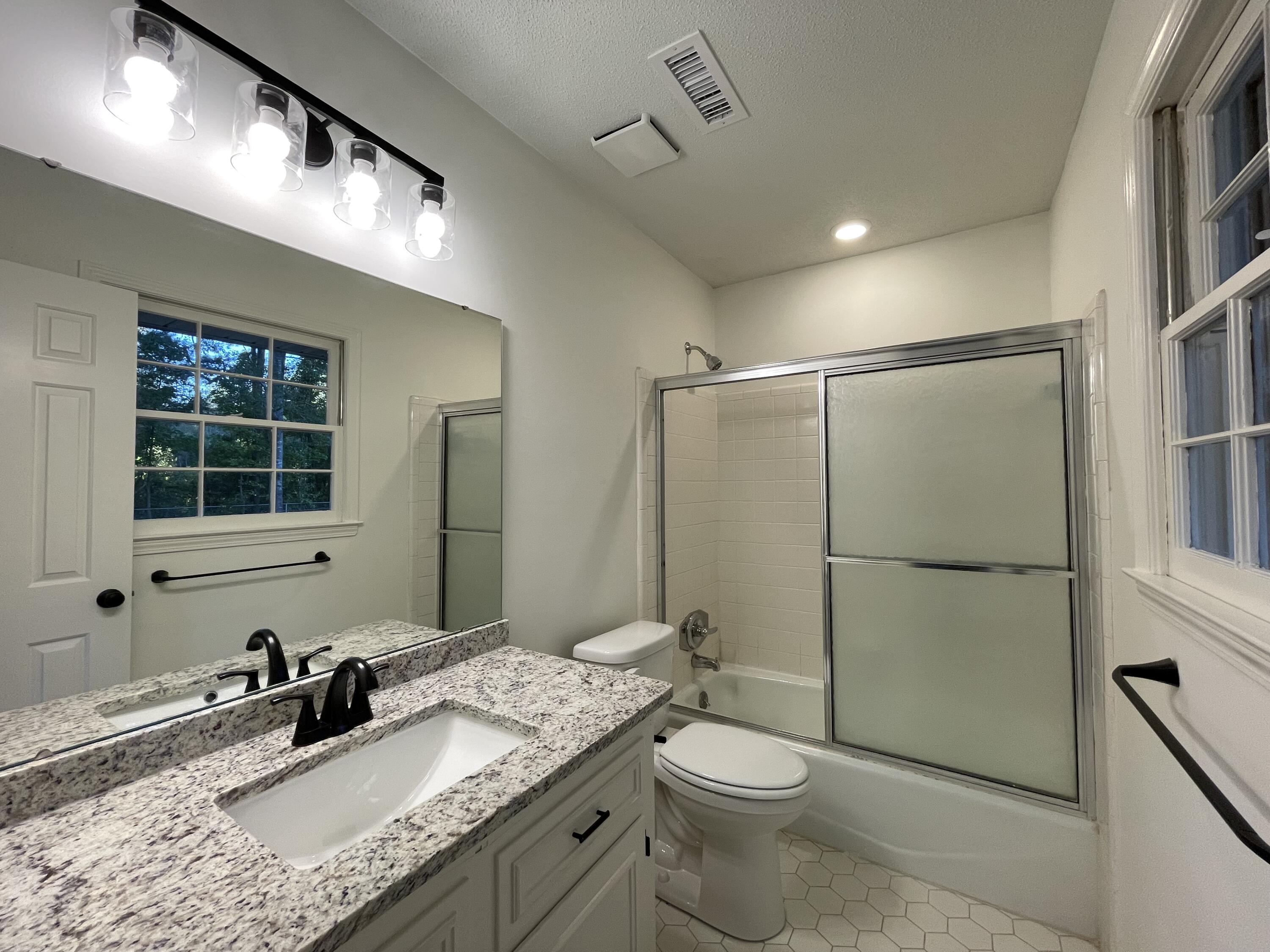 1004 Dover Circle Sumter, SC 29154 - Photo 9 of 16 Gallery Image 9