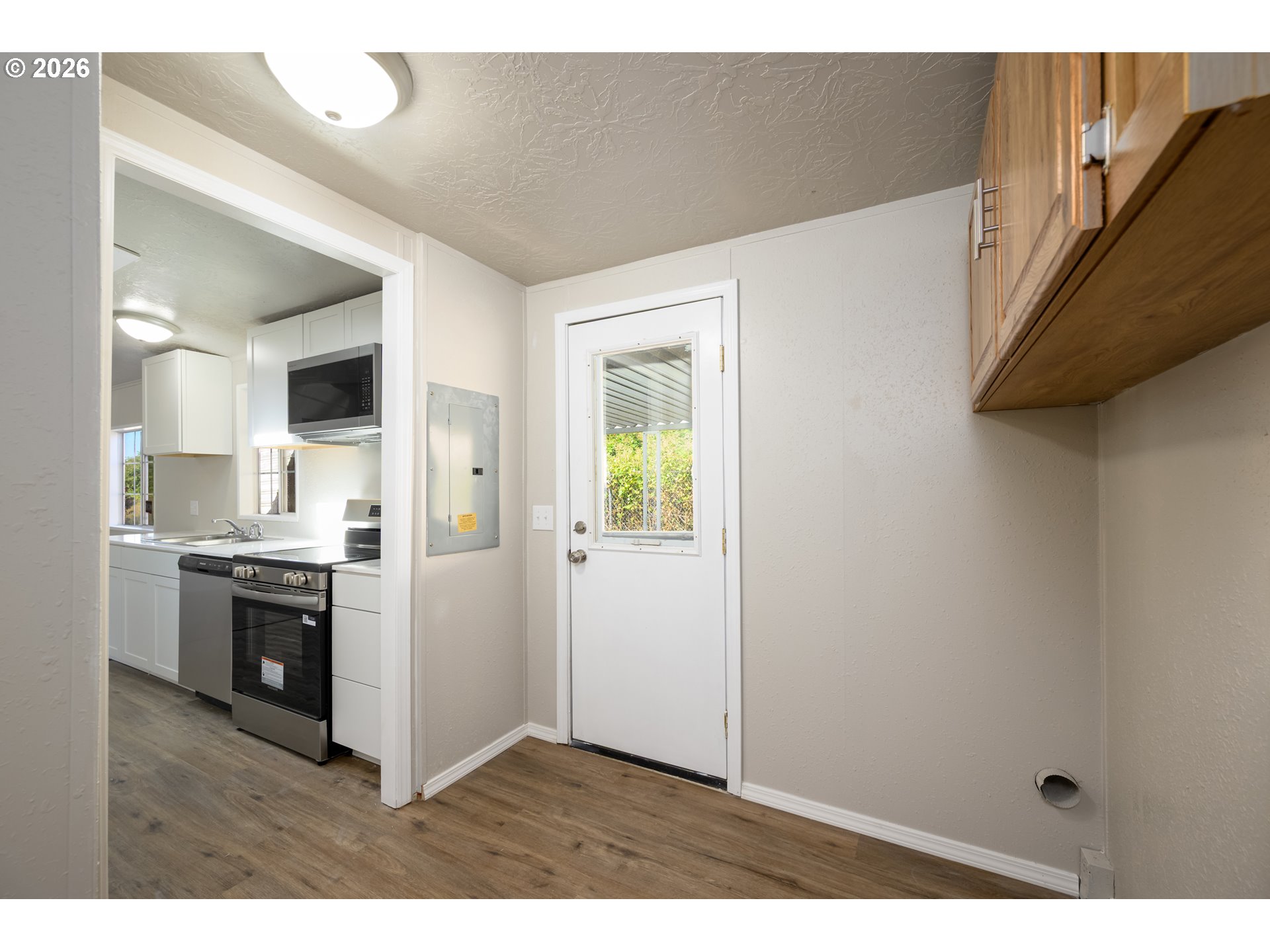520 Shadow Ranch Lane Roseburg, OR 97470 - Photo 19 of 32 Laundry