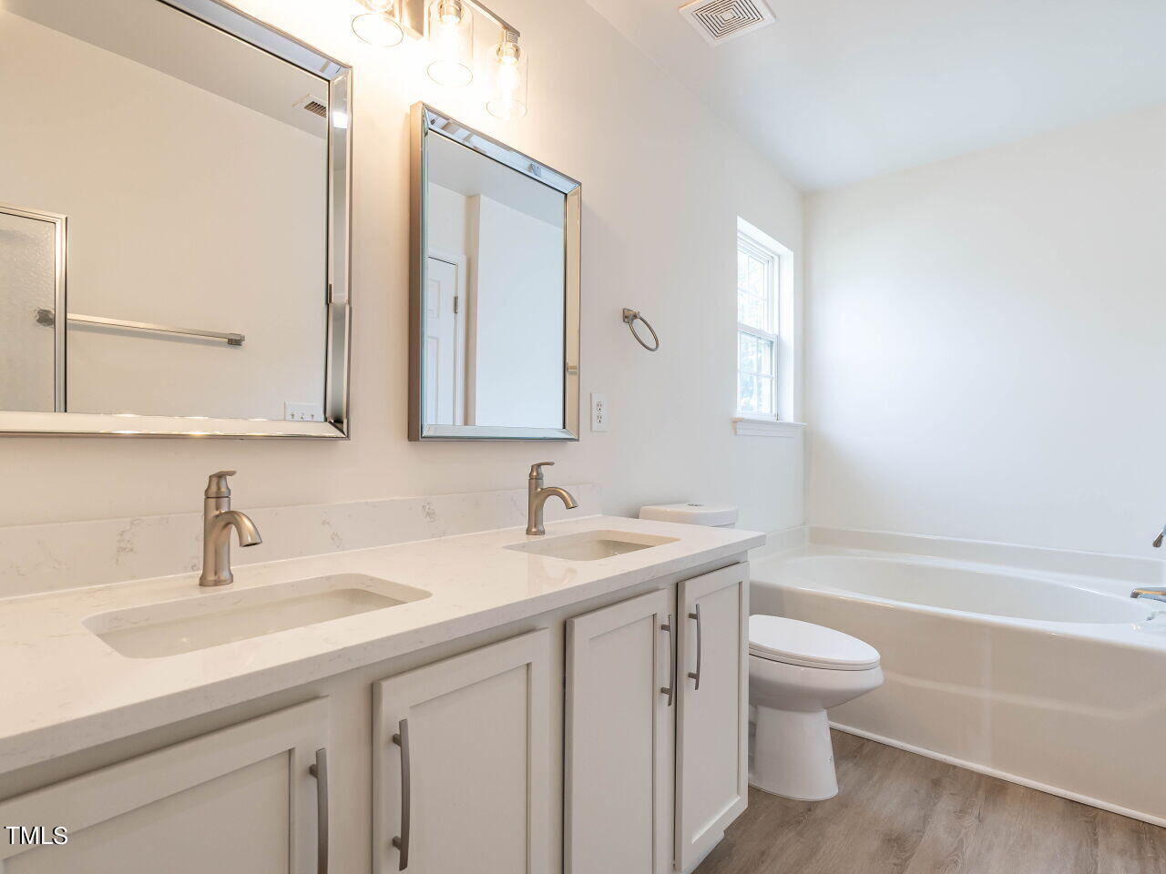 1525 Cricket Ridge Drive Raleigh, NC 27610 - Photo 17 of 21 022-1280x960-primary-bath