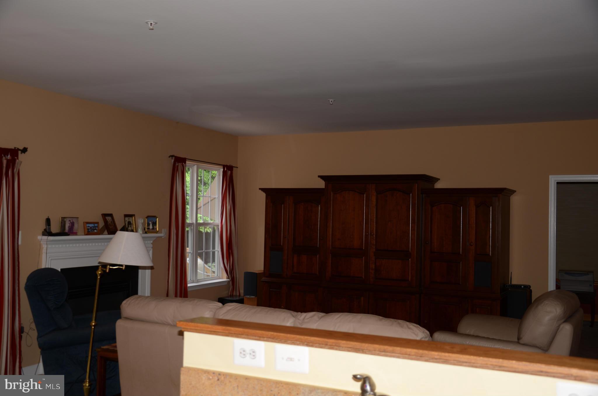 11202 Poplar Grove Court Laurel, MD 20708 - Photo 13 of 30 Family Room