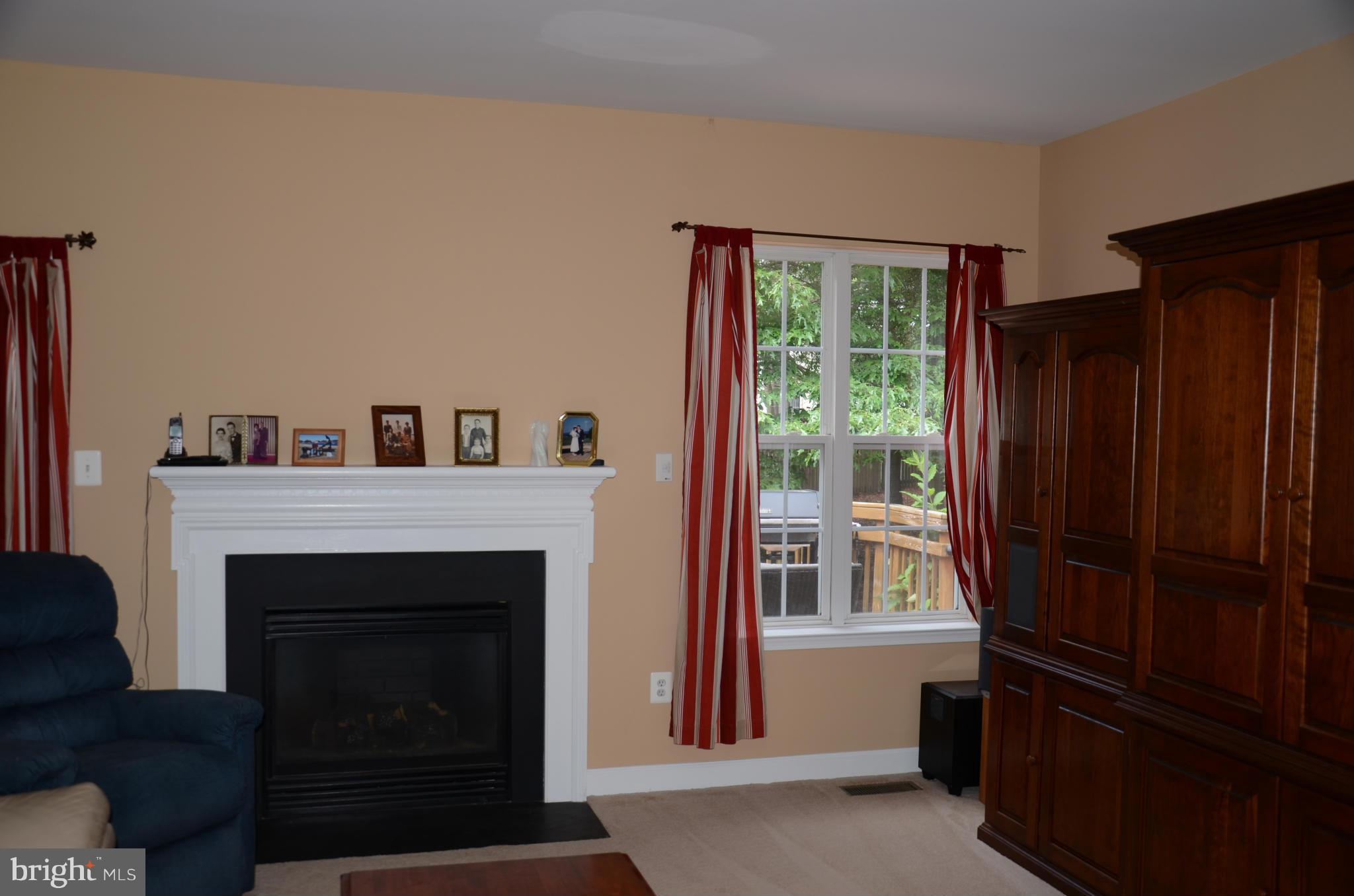 11202 Poplar Grove Court Laurel, MD 20708 - Photo 14 of 30 Family Room