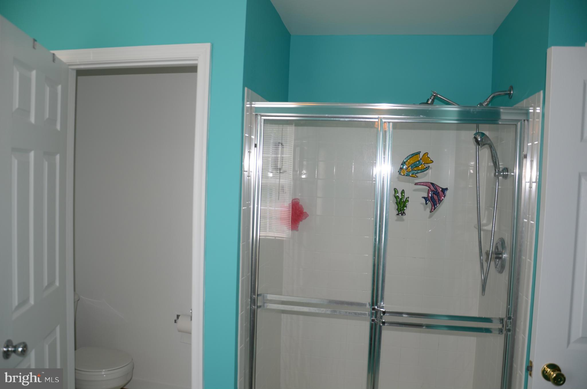 11202 Poplar Grove Court Laurel, MD 20708 - Photo 23 of 30 Bath (Master)