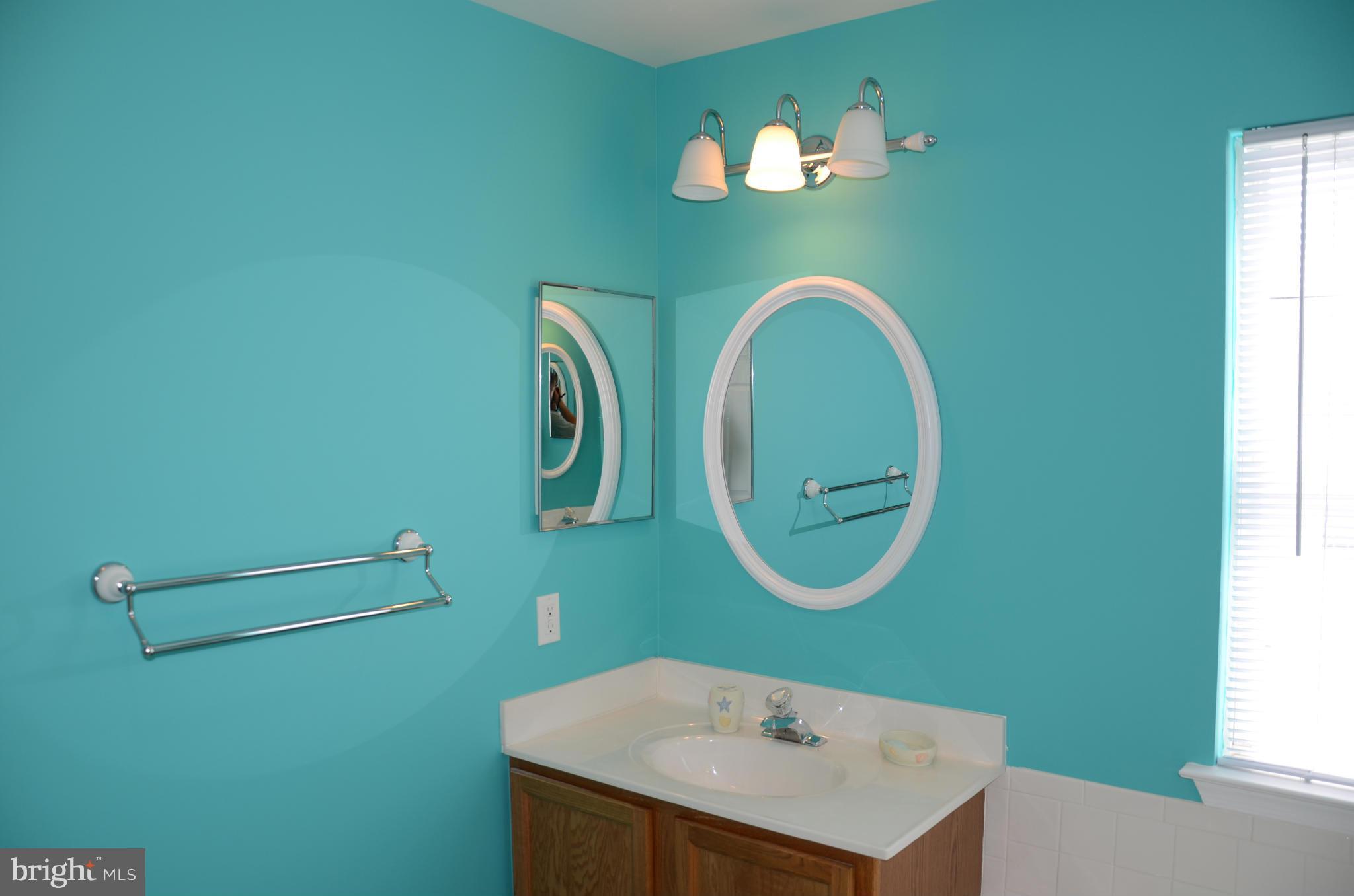 11202 Poplar Grove Court Laurel, MD 20708 - Photo 24 of 30 Bath (Master)