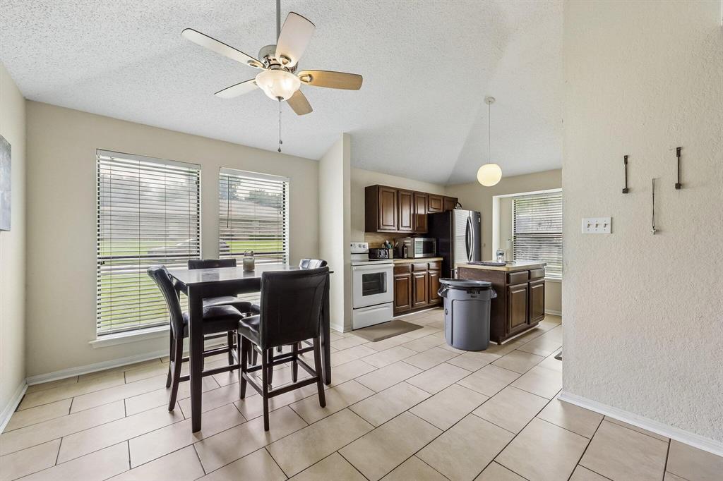 5505 Oak Brook Road Arlington, TX 76016 - Photo 34 of 40