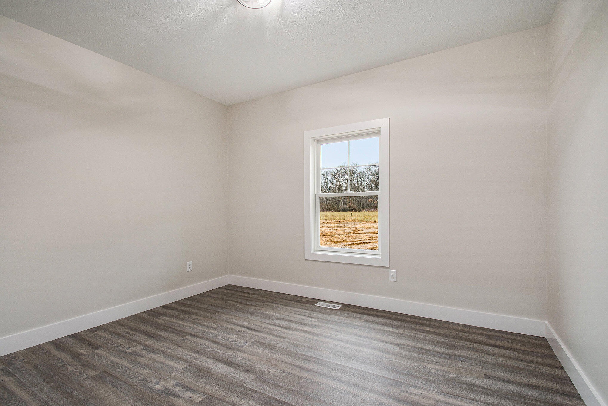 69868 Sherman Road Edwardsburg, MI 49112 - Photo 21 of 34 019_dsc_5500