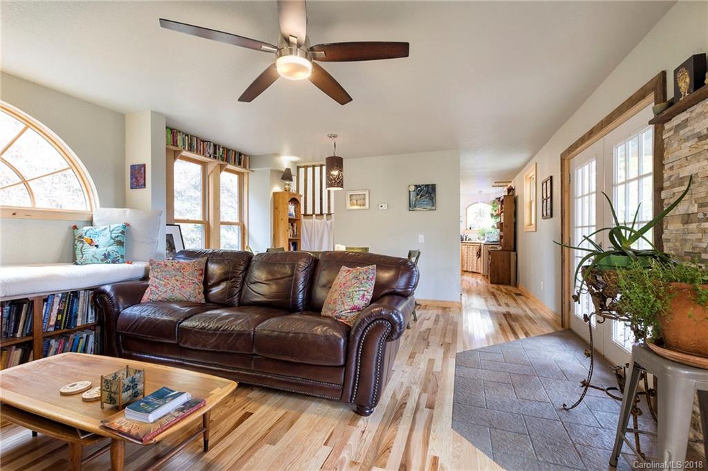 78 McKinney Road Asheville, NC 28805 - Photo 5 of 28