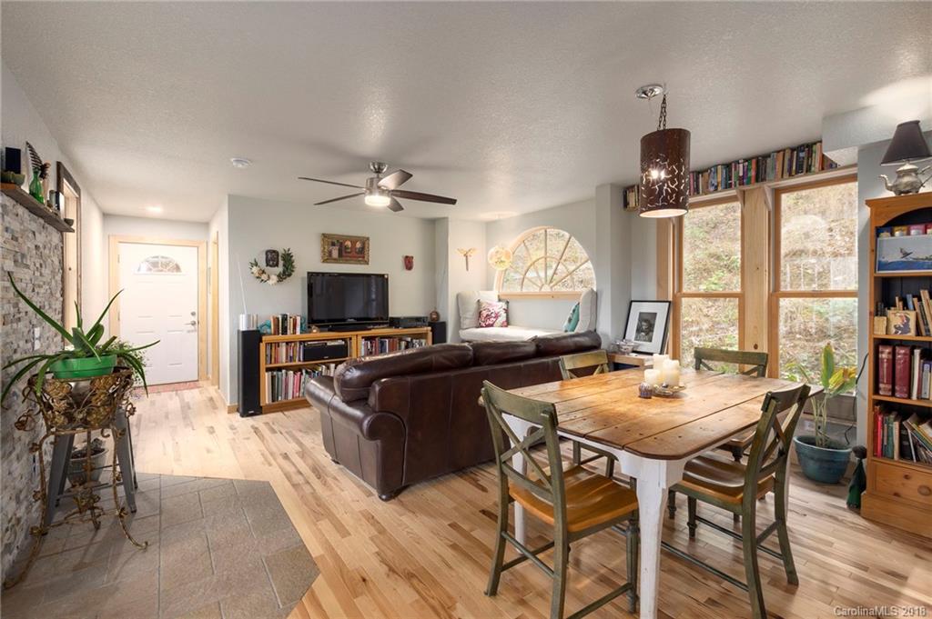 78 McKinney Road Asheville, NC 28805 - Photo 7 of 28