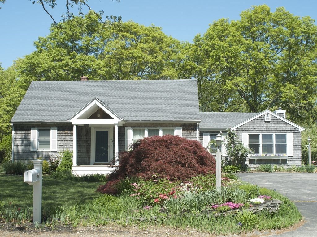 64 South Woody Hill Road Westerly, RI 02891 - Photo 1 of 30 Gallery Image 1