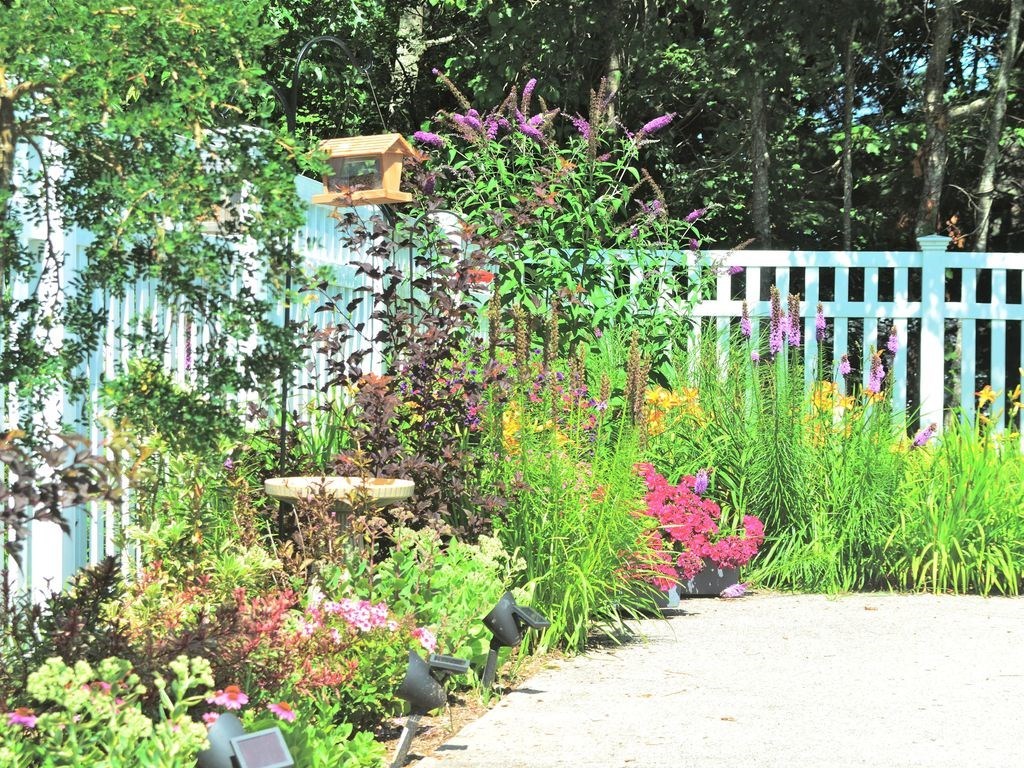 64 South Woody Hill Road Westerly, RI 02891 - Photo 5 of 30 Gallery Image 5