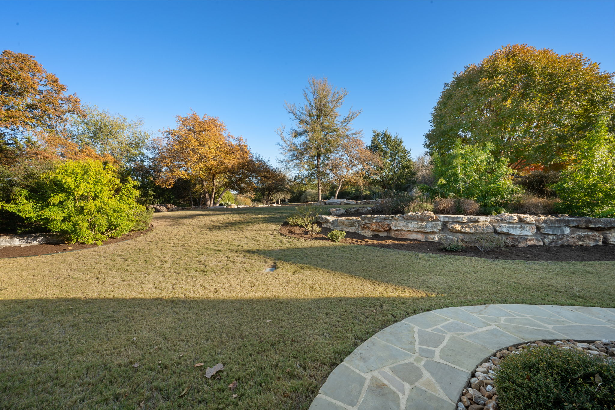 204 Overlook Court Georgetown, TX 78628 - Photo 27 of 33 Flat level area ready for a swimming pool
