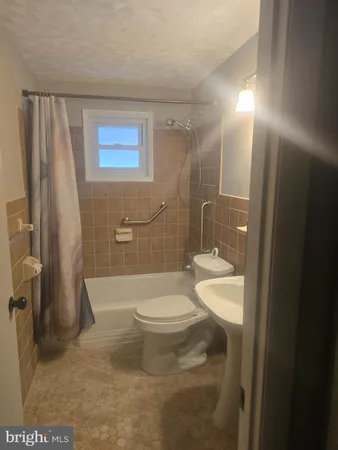 $1,650 | 2105 Braddish Avenue, Baltimore, MD 21216