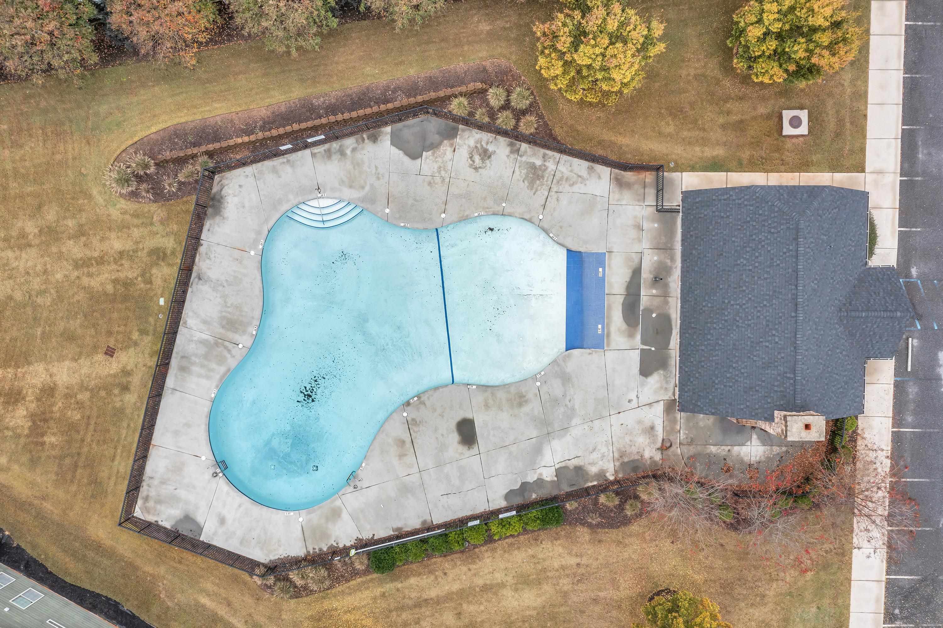 655 Diamond Ridge Way Duncan, SC 29334 - Photo 36 of 36 Community Pool