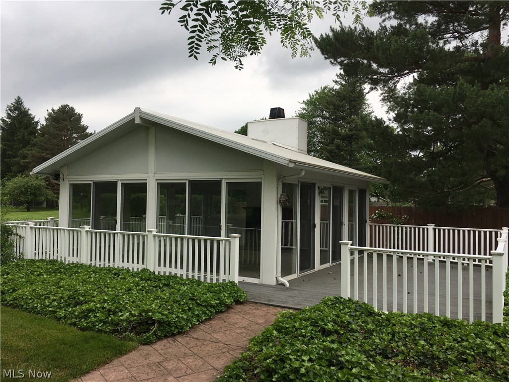 17204 Howe Road Strongsville, OH 44136 - Photo 6 of 35