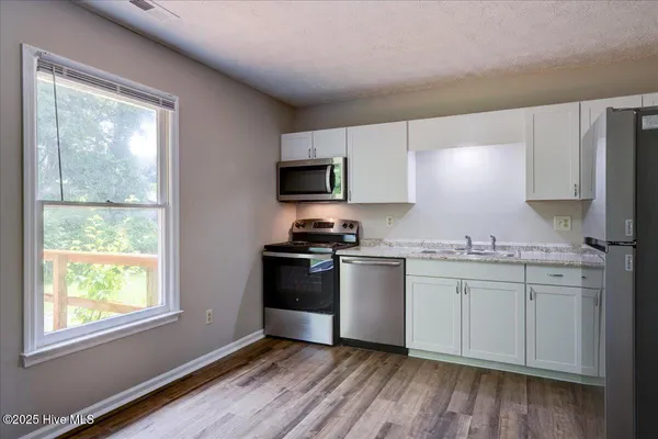 $160,000 | 910 Fort Totten Drive, New Bern, NC 28560