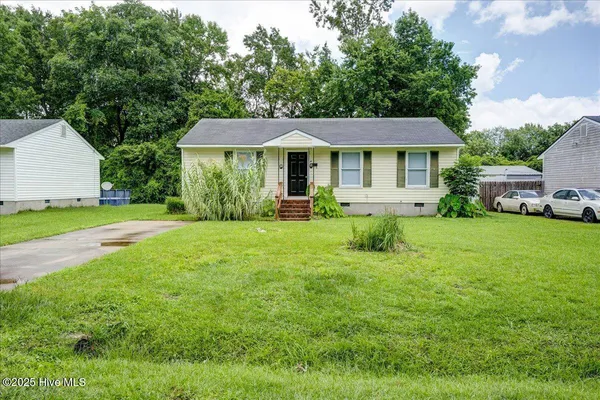 $160,000 | 910 Fort Totten Drive, New Bern, NC 28560