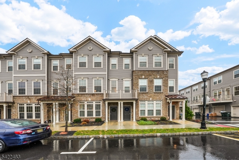 101 Robeson Street Somerville, NJ 08876 - Photo 1 of 20
