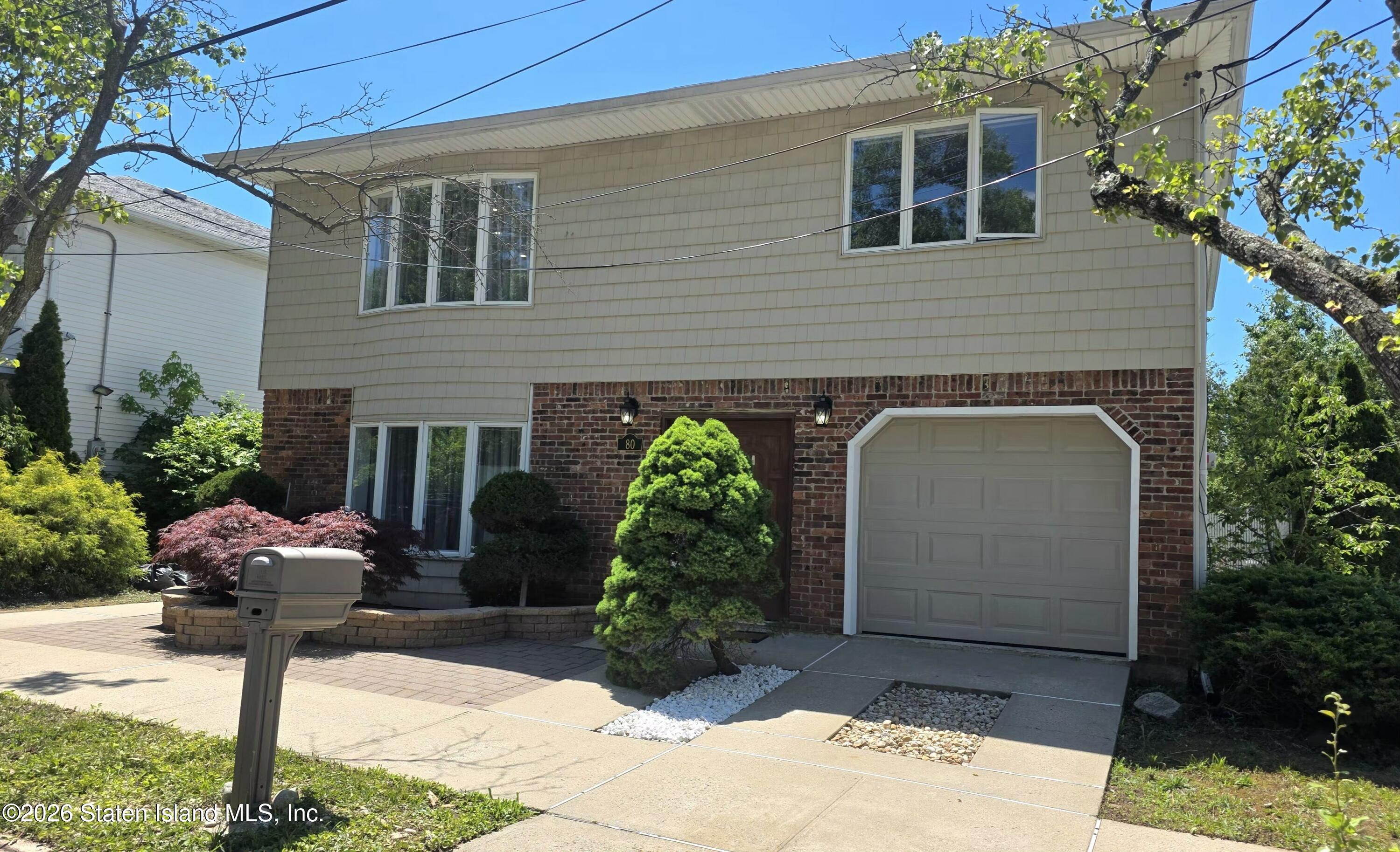 80 Normalee Road Staten Island, NY 10305 - Photo 3 of 79 37260