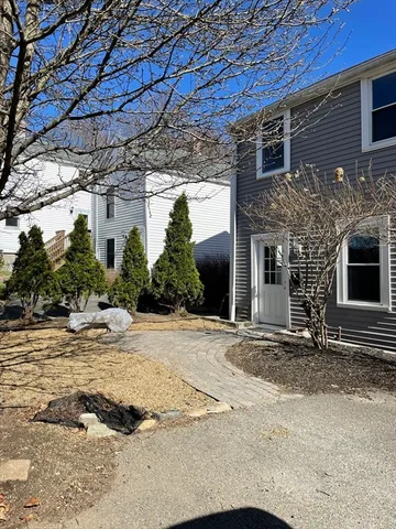 $2,500 | 77.5 School Street, Unit 77 5, Andover, MA 01810