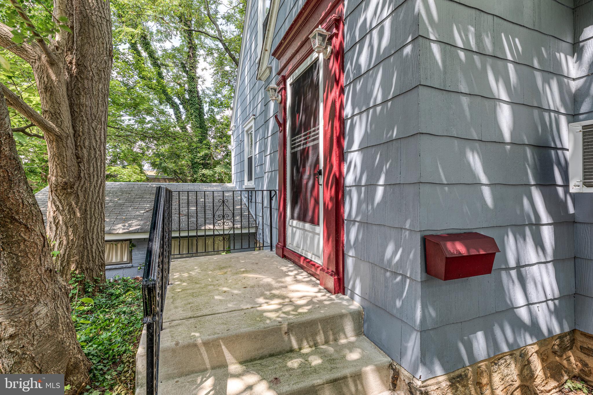 121 West Ridley Avenue Ridley Park, PA 19078 - Photo 3 of 33 Gallery Image 3