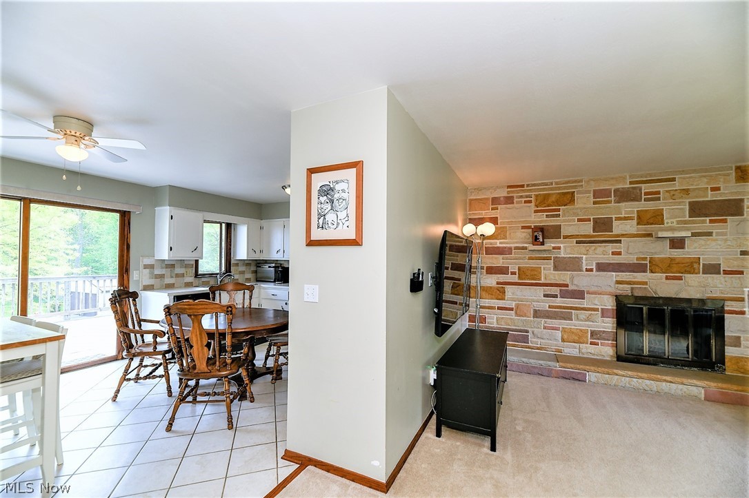 4425 Max Road North Canton, OH 44720 - Photo 9 of 30 *LIVING RM & EAT IN KITCHEN VIEW ~