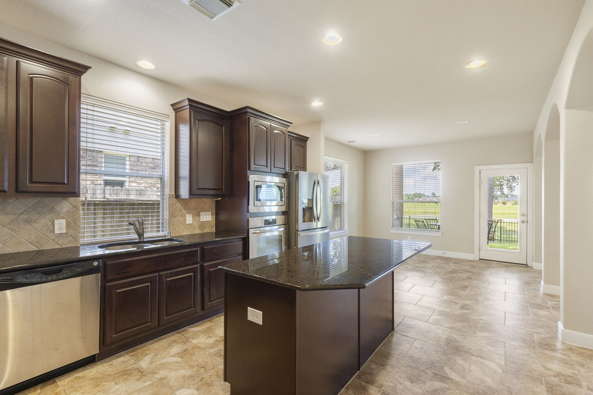 19222 Senterra Lakes Boulevard Spring, TX 77379 - Photo 10 of 45