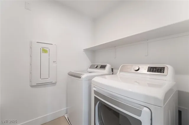 $2,519 | 3192 Porto Vittoria Avenue, Henderson, NV 89044