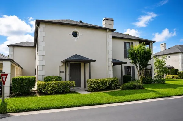 $2,100 | 4515 Southampton Court, Unit 4515, Tampa, FL 33618