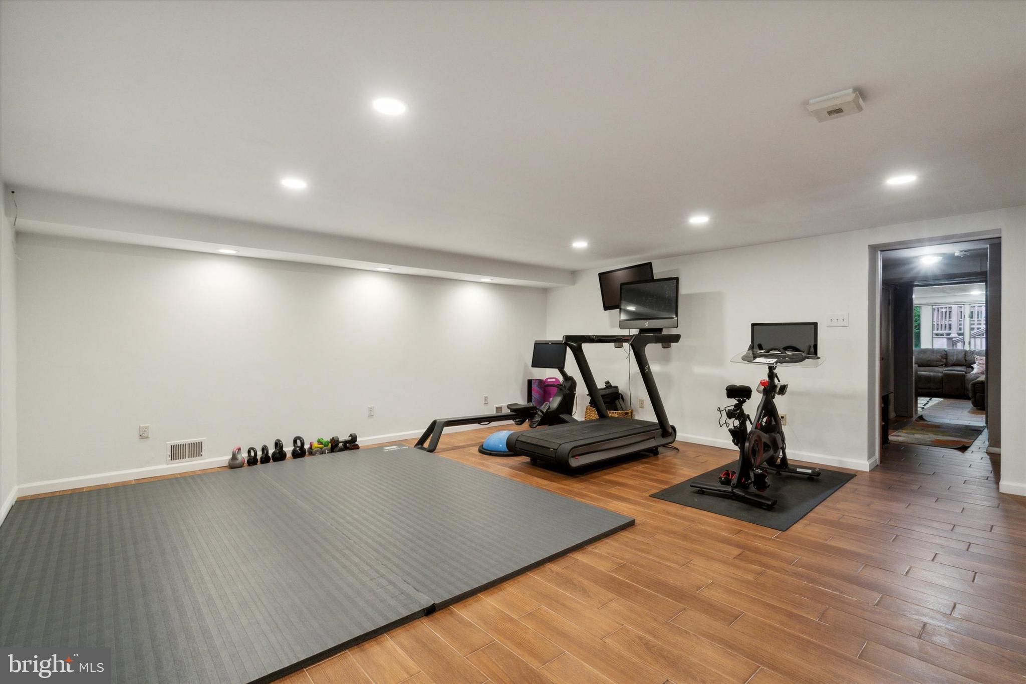 118 Cardinal Road Jenkintown, PA 19046 - Photo 37 of 54 Gallery Image 37