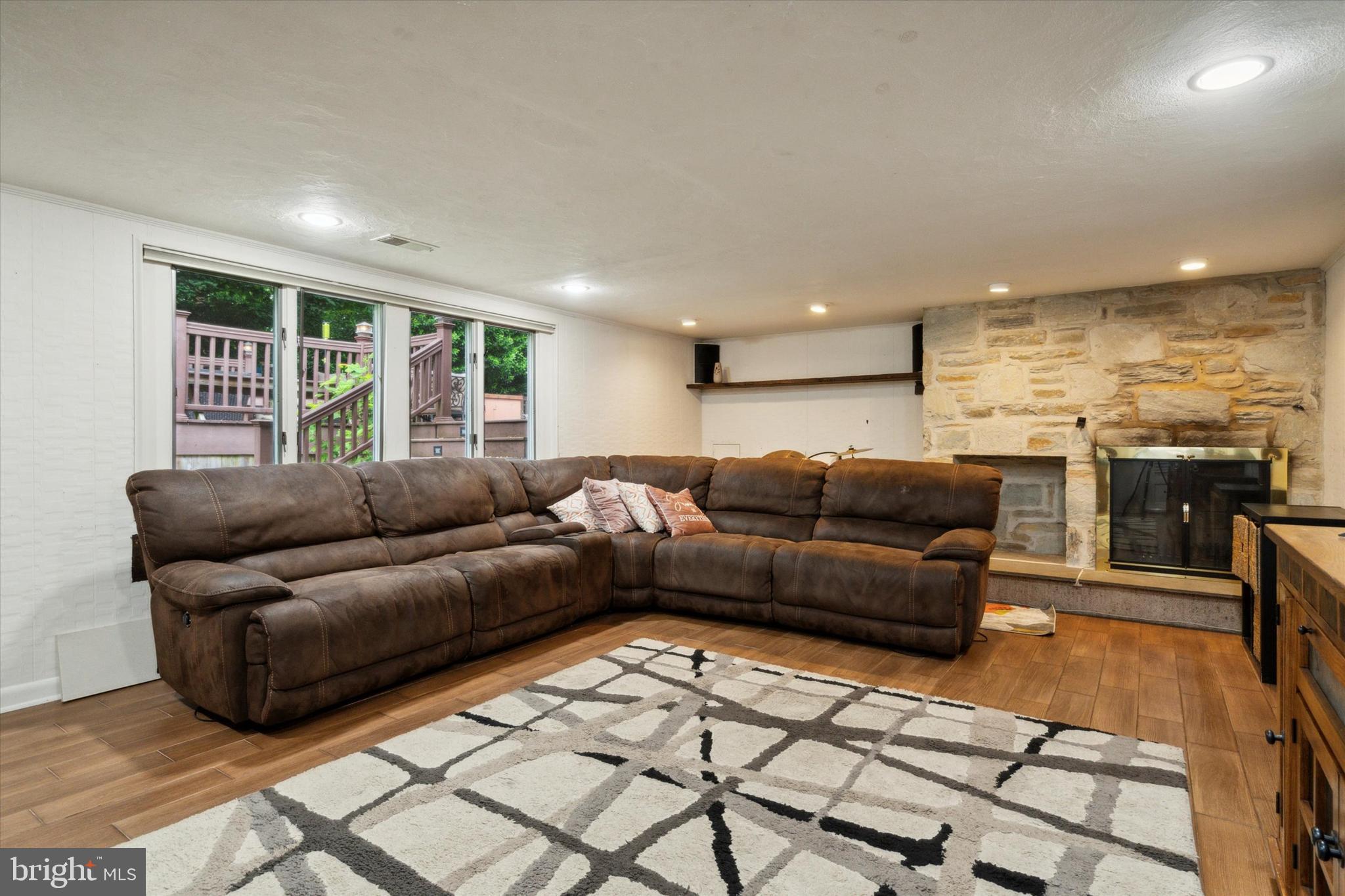 118 Cardinal Road Jenkintown, PA 19046 - Photo 39 of 54 Gallery Image 39