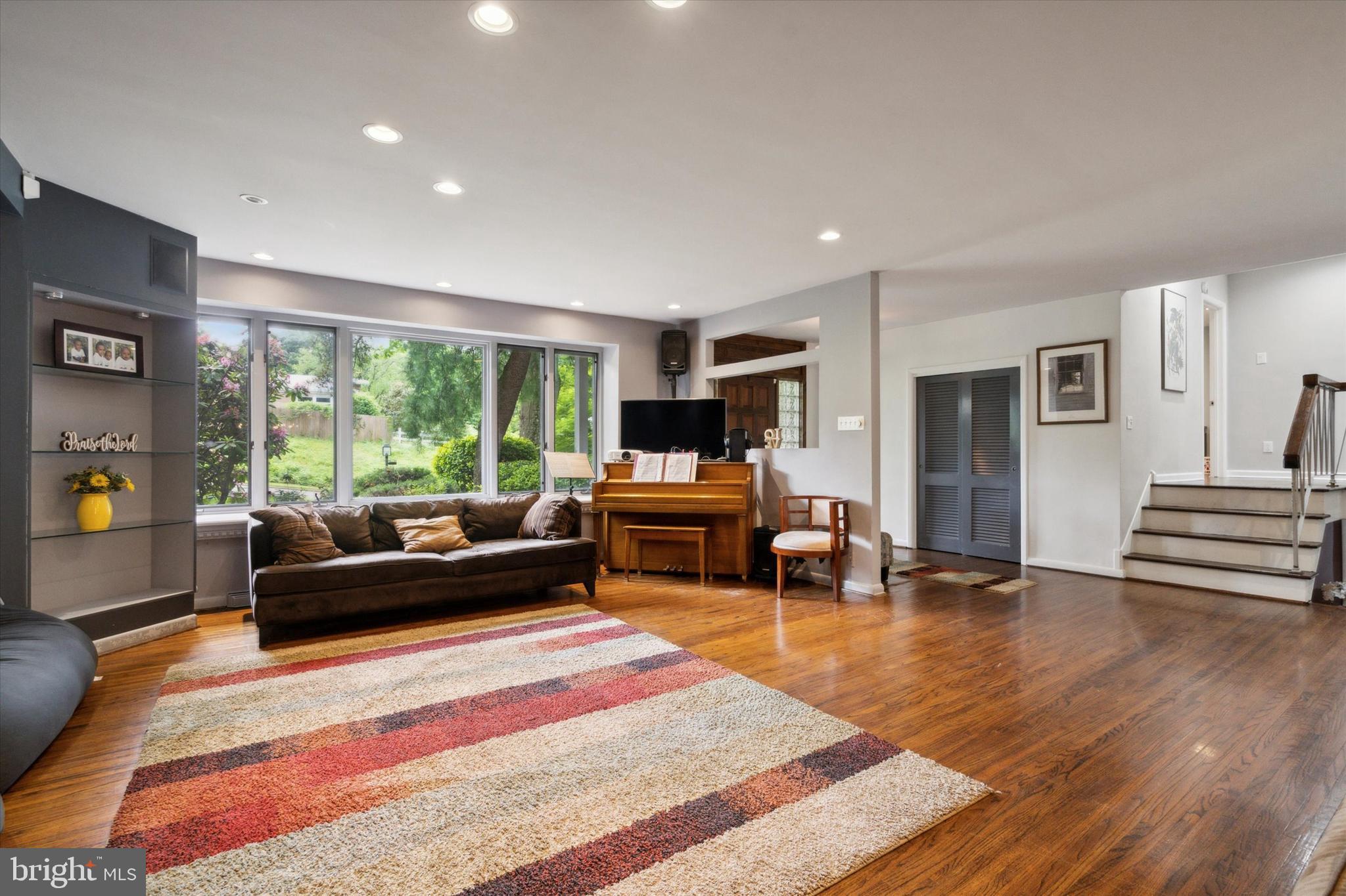 118 Cardinal Road Jenkintown, PA 19046 - Photo 7 of 54 Gallery Image 7