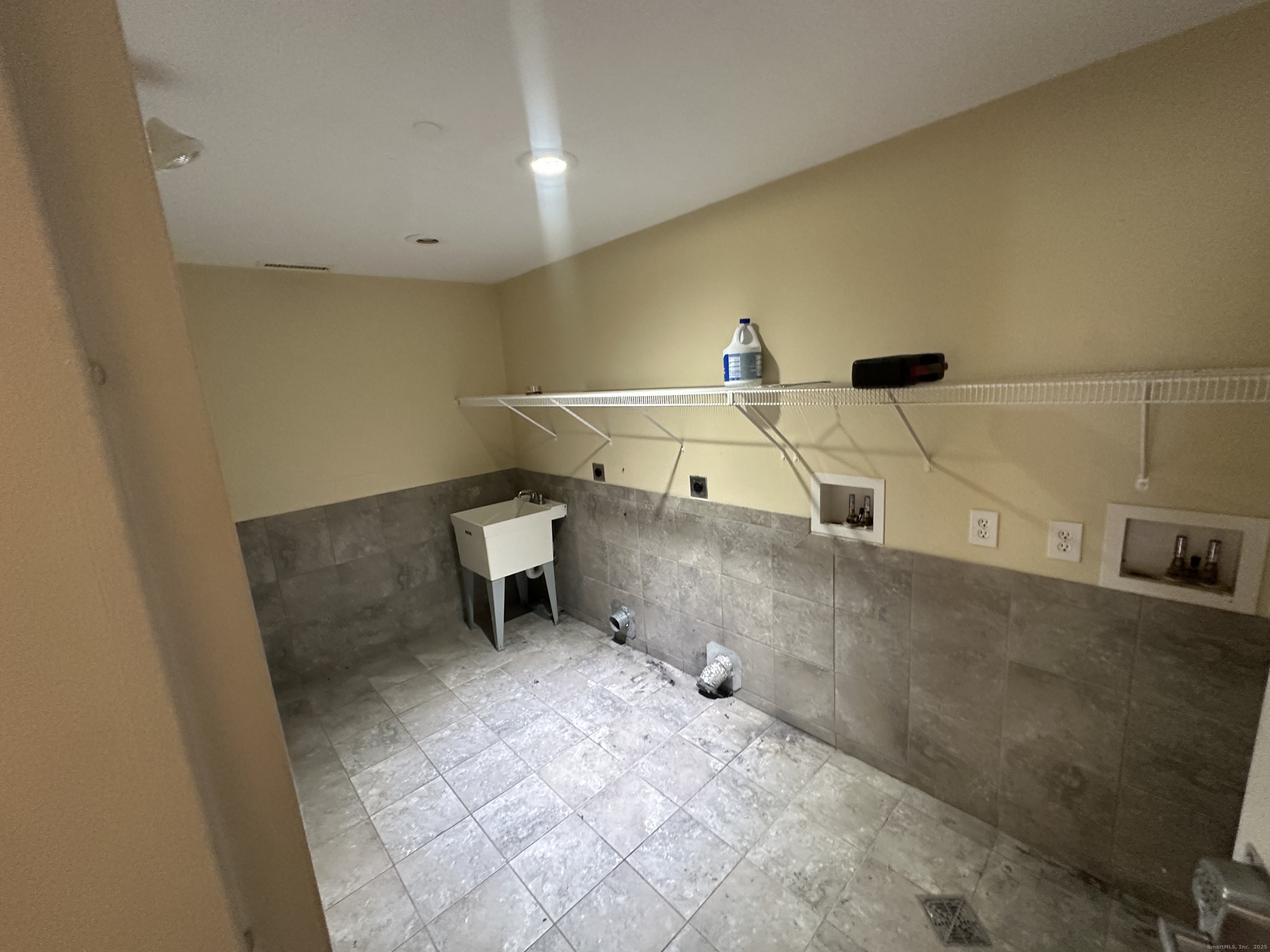 141 Valley Street New Haven, CT 06515 - Photo 21 of 30 a view of a storage & utility room