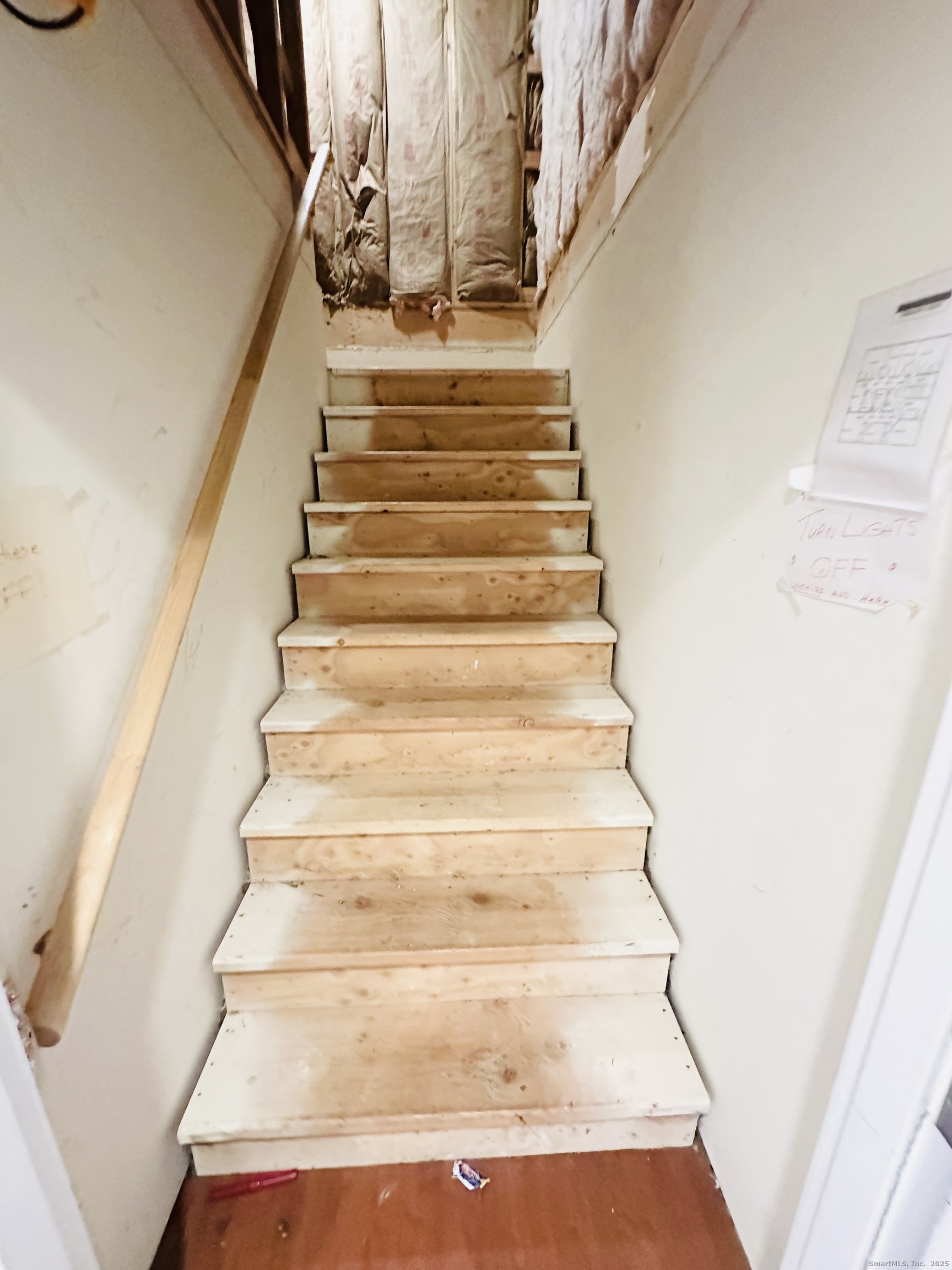 141 Valley Street New Haven, CT 06515 - Photo 24 of 30 a view of entryway