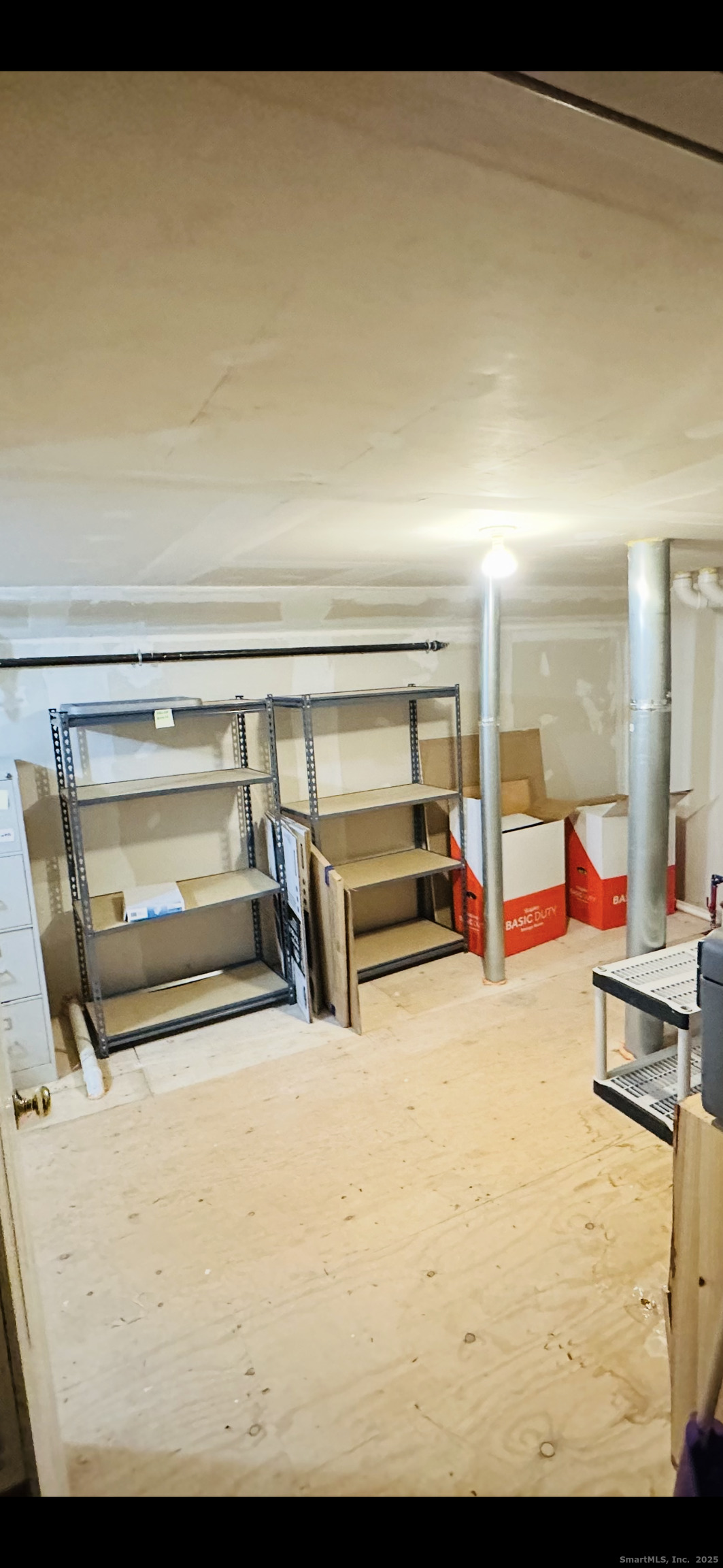 141 Valley Street New Haven, CT 06515 - Photo 25 of 30 a view of a room with gym equipment