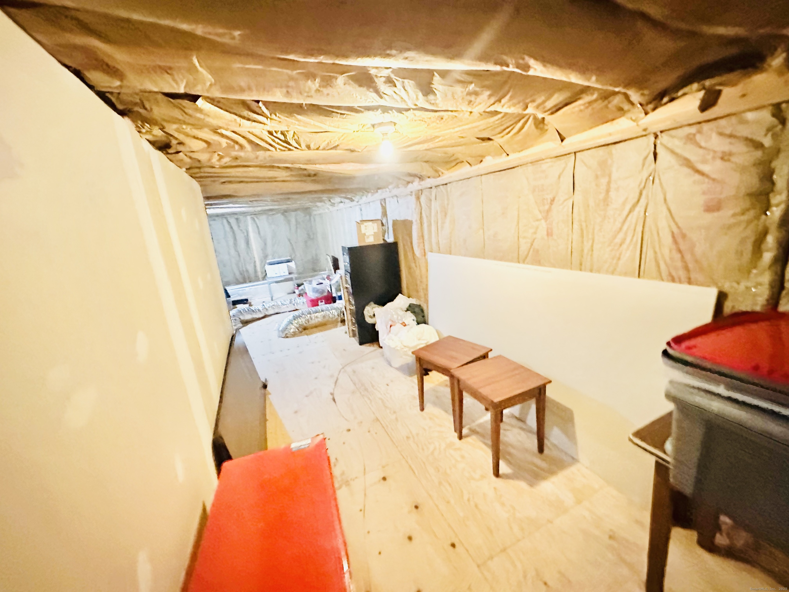 141 Valley Street New Haven, CT 06515 - Photo 28 of 30 a balcony with table and chairs