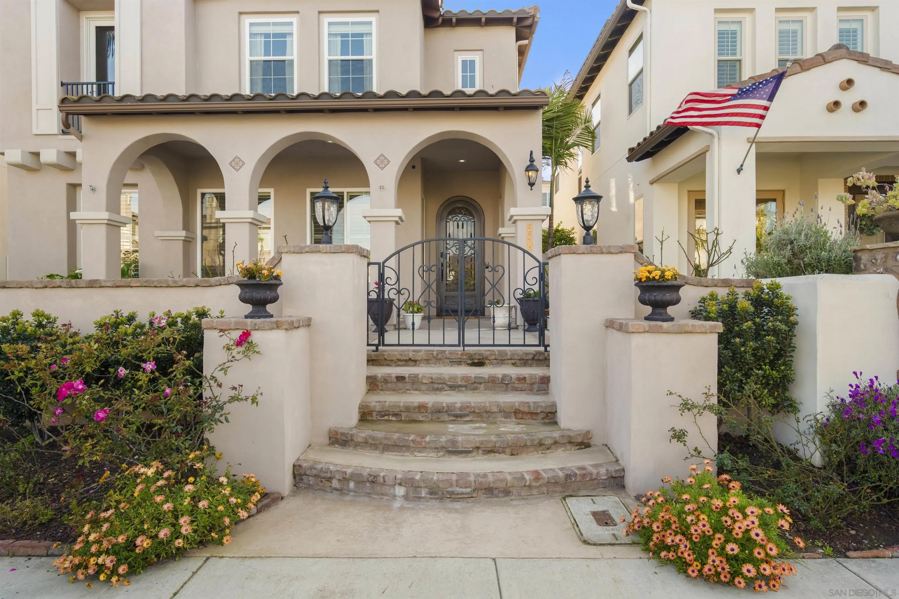 2873 West Bainbridge Road San Diego, CA 92106 - Photo 4 of 54