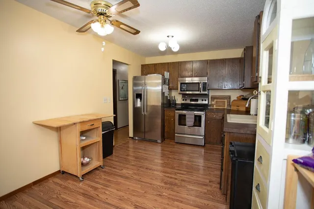 $299,900 | 7841 Rimbley Road, Woodbury, MN 55125