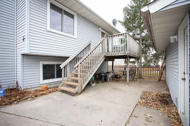 $299,900 | 7841 Rimbley Road, Woodbury, MN 55125