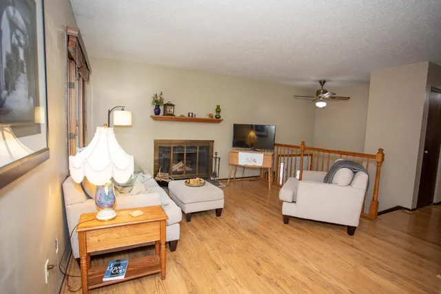 $299,900 | 7841 Rimbley Road, Woodbury, MN 55125