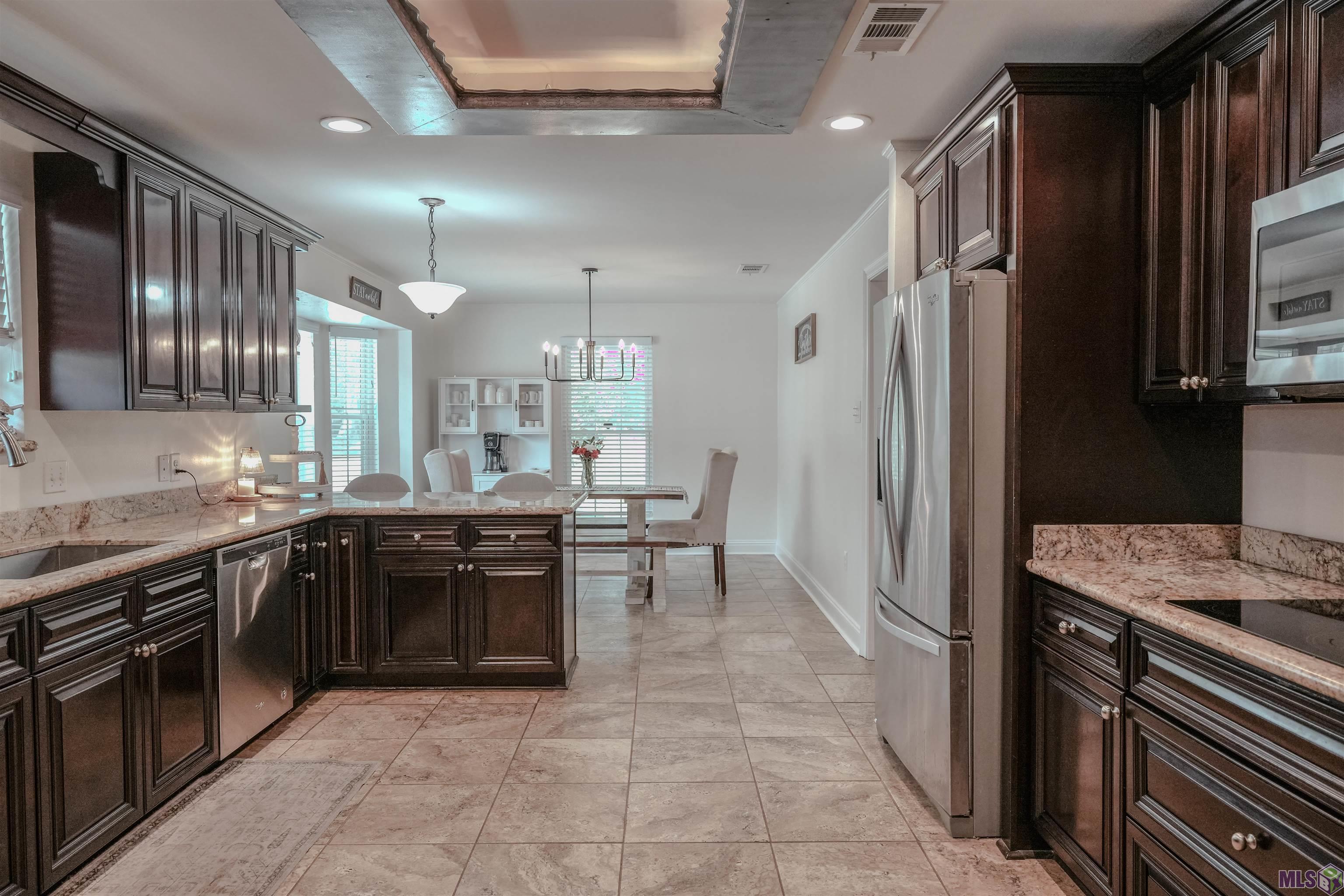 25041 Joe May Road Denham Springs, LA 70726 - Photo 5 of 26